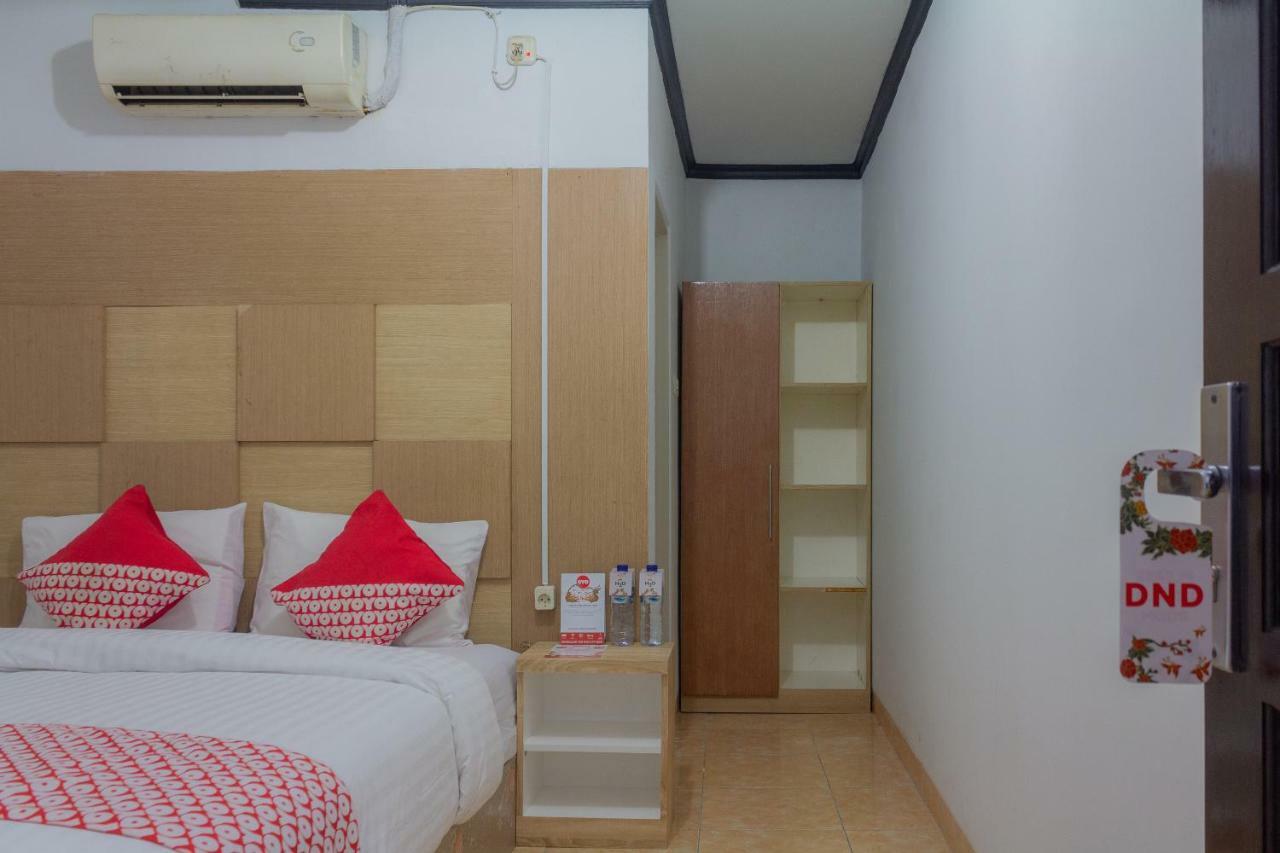 Oyo 649 K68 Residence Jakarta Exterior photo